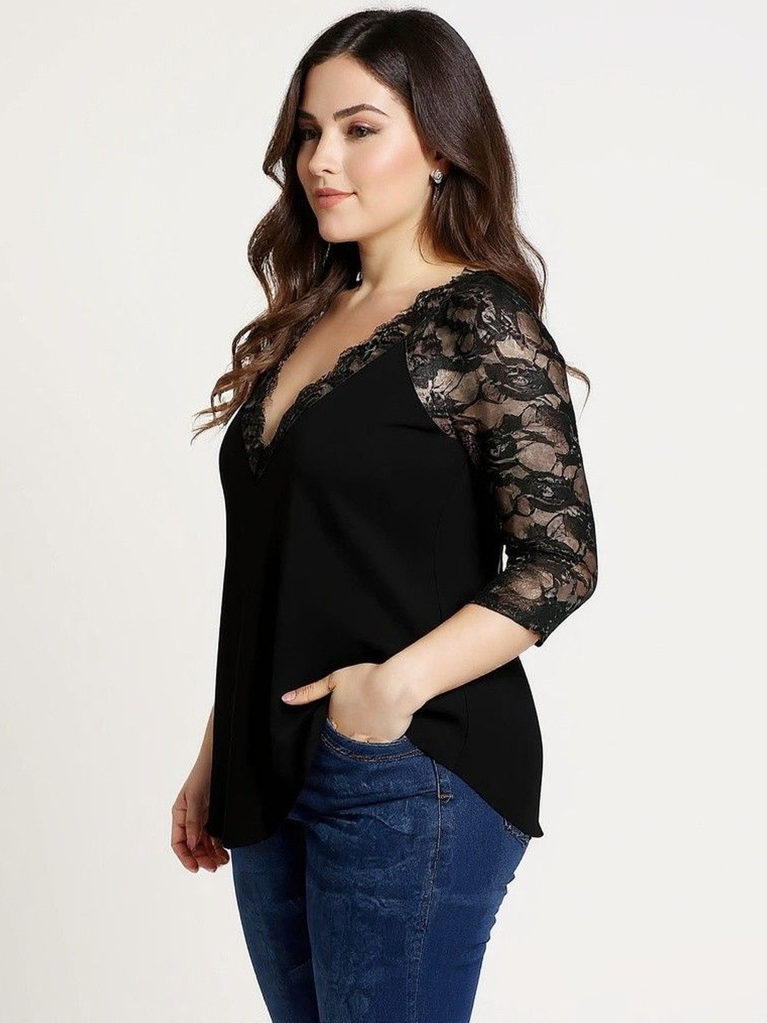 DressBerry Curve Women Solid Lace Insert V-Neck Three-Quarter Sleeves Regular Top