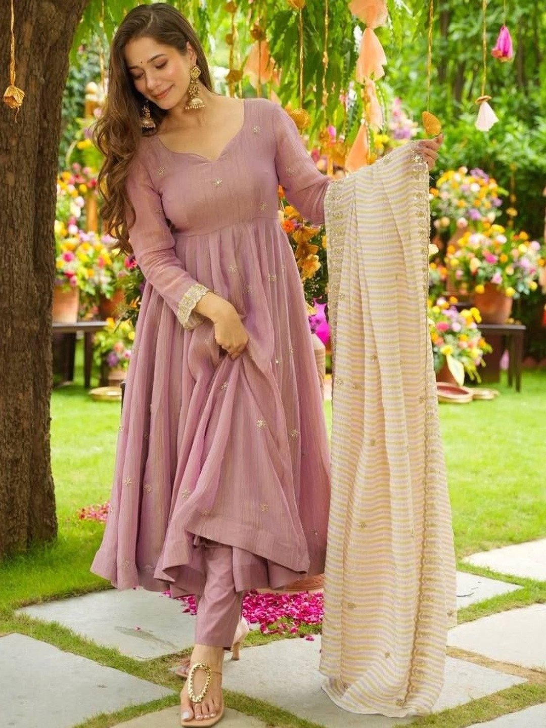 SAJAVAT ETHENIC WEAR Women Ethnic Embroidered Anarkali Kurta with Trousers & Dupatta