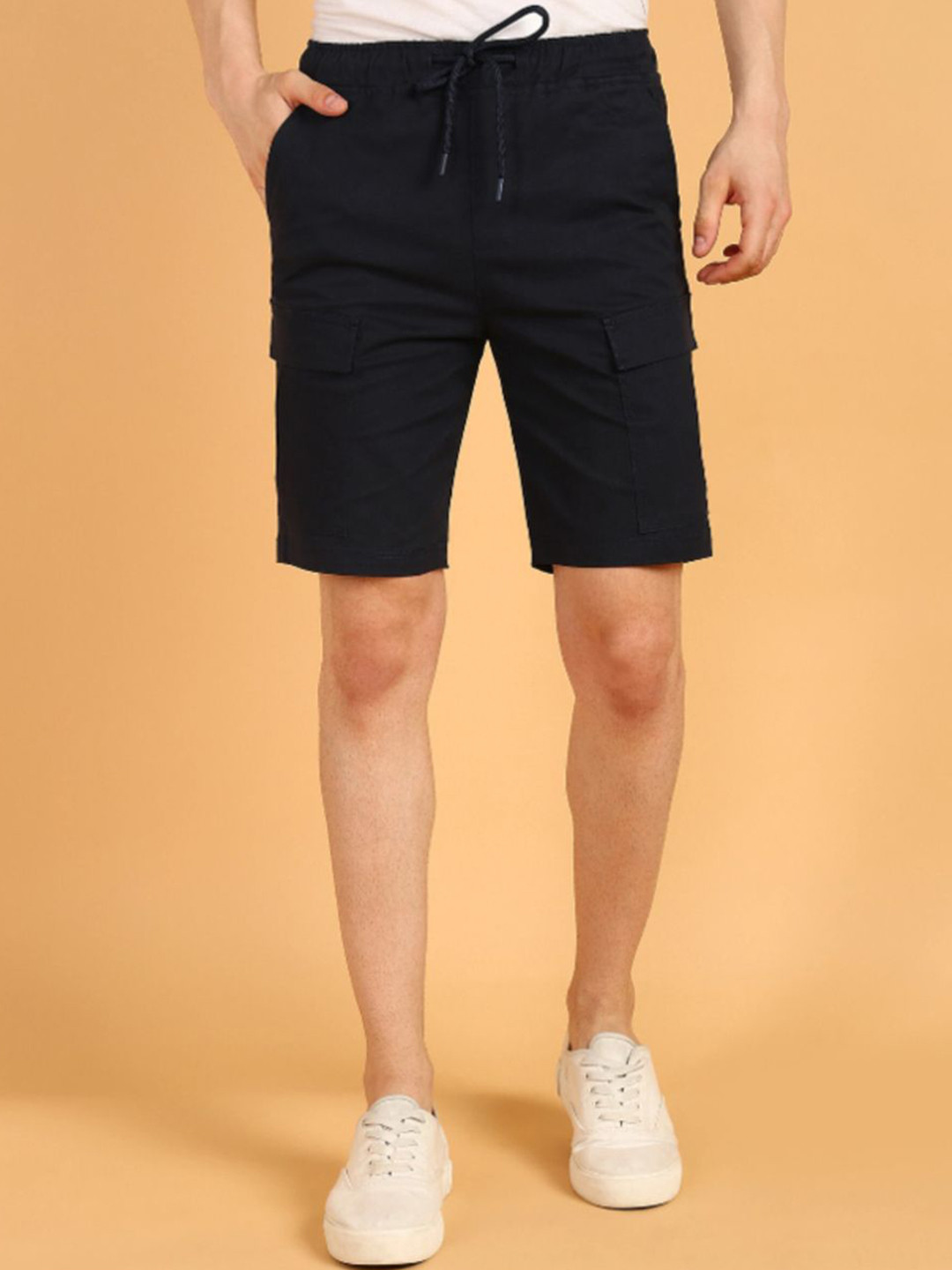 Gaucha Men Slim Fit Mid-Rise Cotton Cargo Shorts