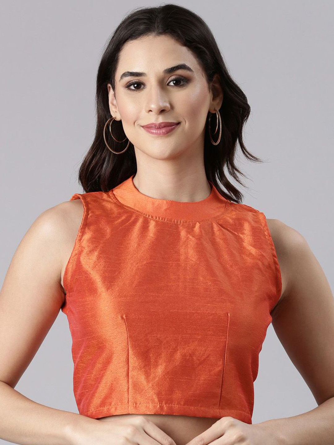 Souchii Round Neck Sleeveless Dupion Silk Saree Knot Blouse With Hook And Eye