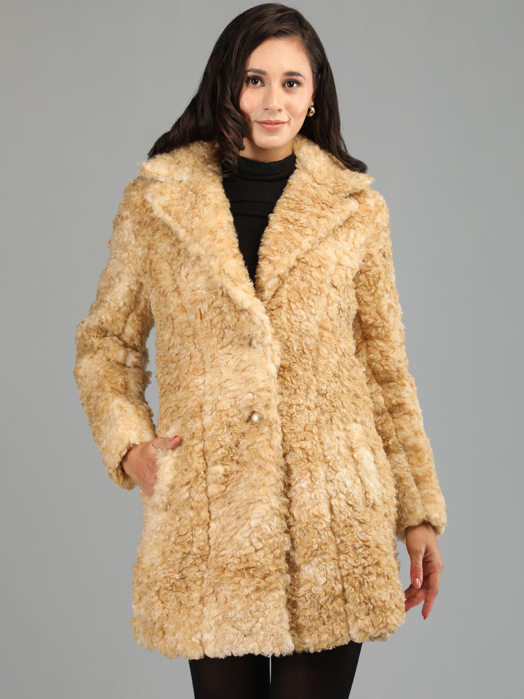 HONNETE Stylish Self-Design Single Breasted Faux Fur Regular Fit Long Sleeves Winter Coat