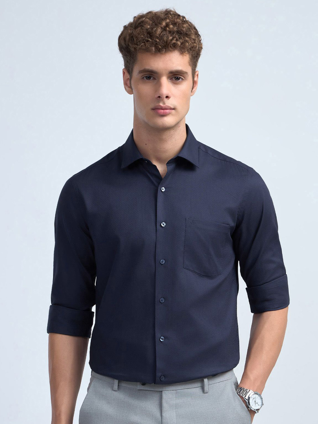 Arrow Self Design Spread Collar Roll-Up Sleeves Regular Fit Pure Cotton Casual Shirt