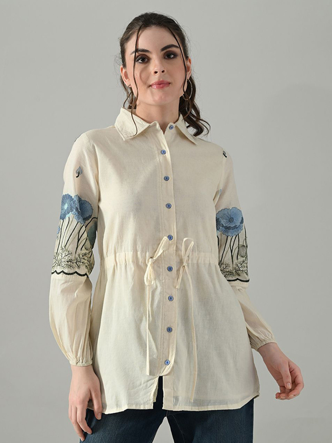The Roadster Lifestyle Co Thread Embroidered Cotton Casual Shirt