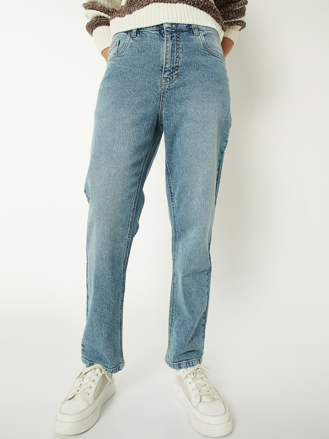 max Women Regular Fit Mid-Rise Light Fade Clean Look  Jean