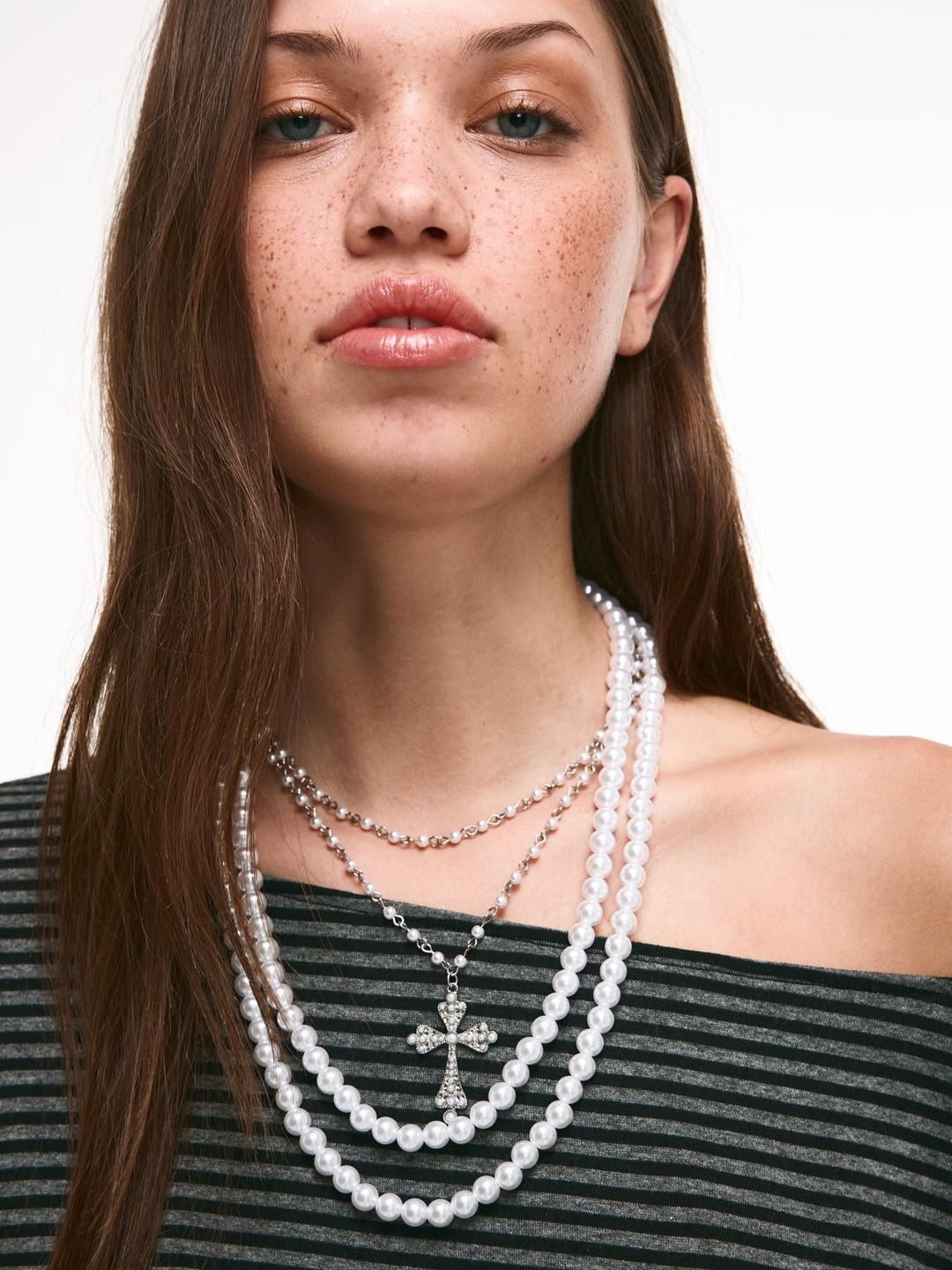 Bershka Pack Of 2 Faux Pearls Beaded Statment Layered Necklaces
