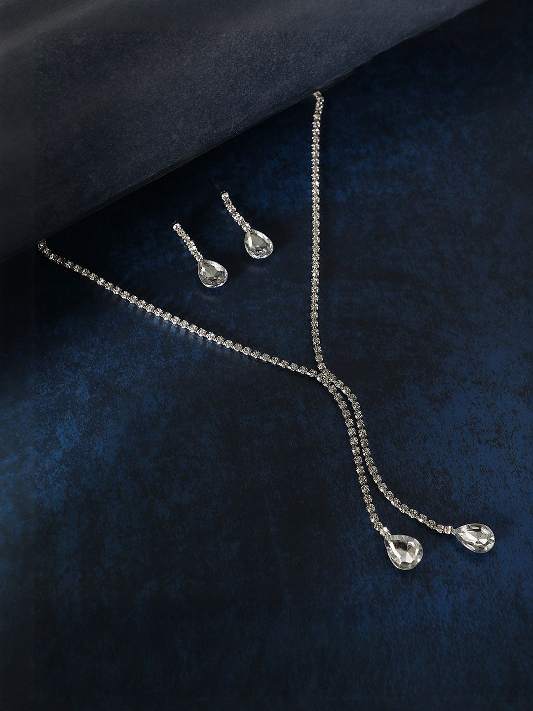 SOHI Sliver-Plated Crystal-Drop -Studded Necklace & Earrings Jewellery Set