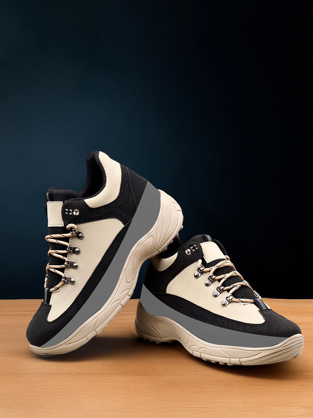 Bxxy Invisible Height Increasing Elevator Lace-up Shoes