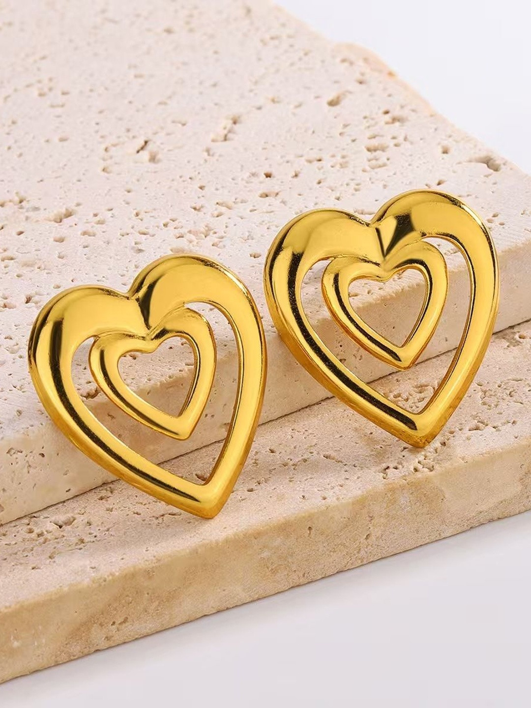 MASUMEEN TRADERS Stainless Steel Gold-Plated Heart Shaped Studs