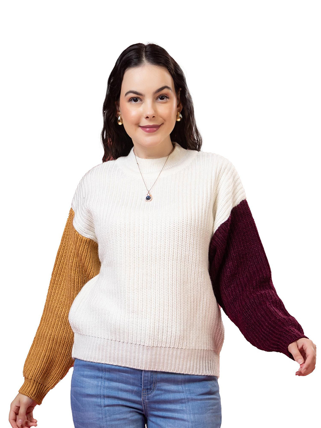 WEAR LUSSO Colourblocked Round Neck Woollen Pullover Sweater