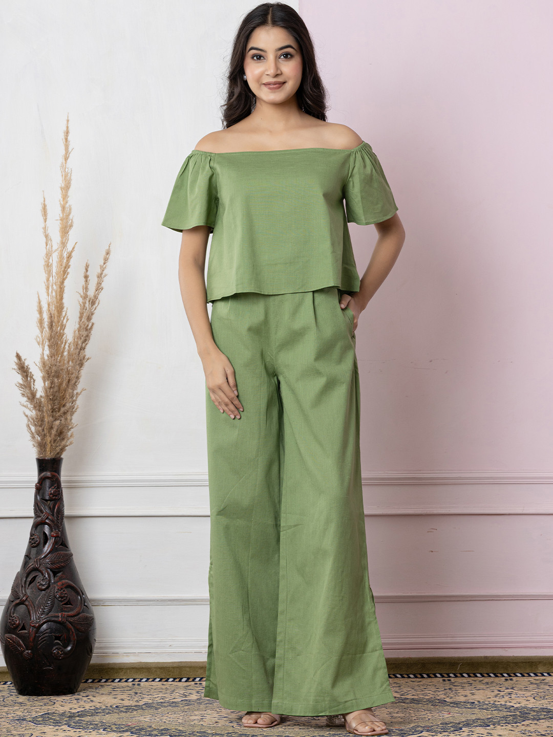 CUSTARD Women Cotton Linen Green Coord with Crop Top and Pants