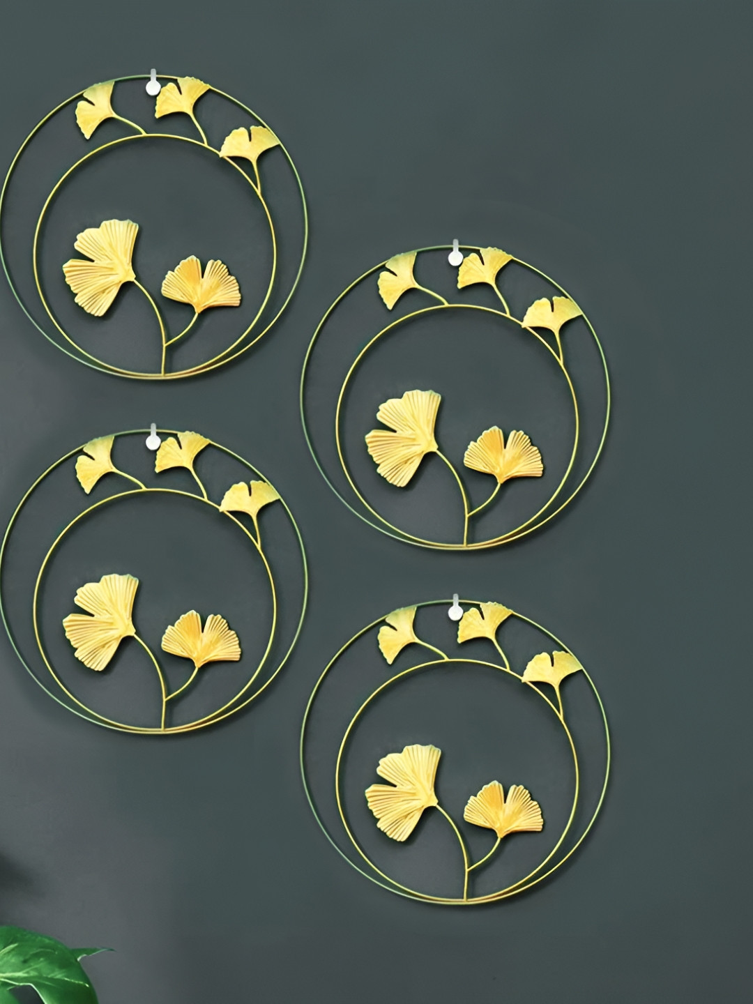 Urban Hamlet Set of 4 Piece Metal Gold-Toned Ginkgo Leaf  Wall Hanging