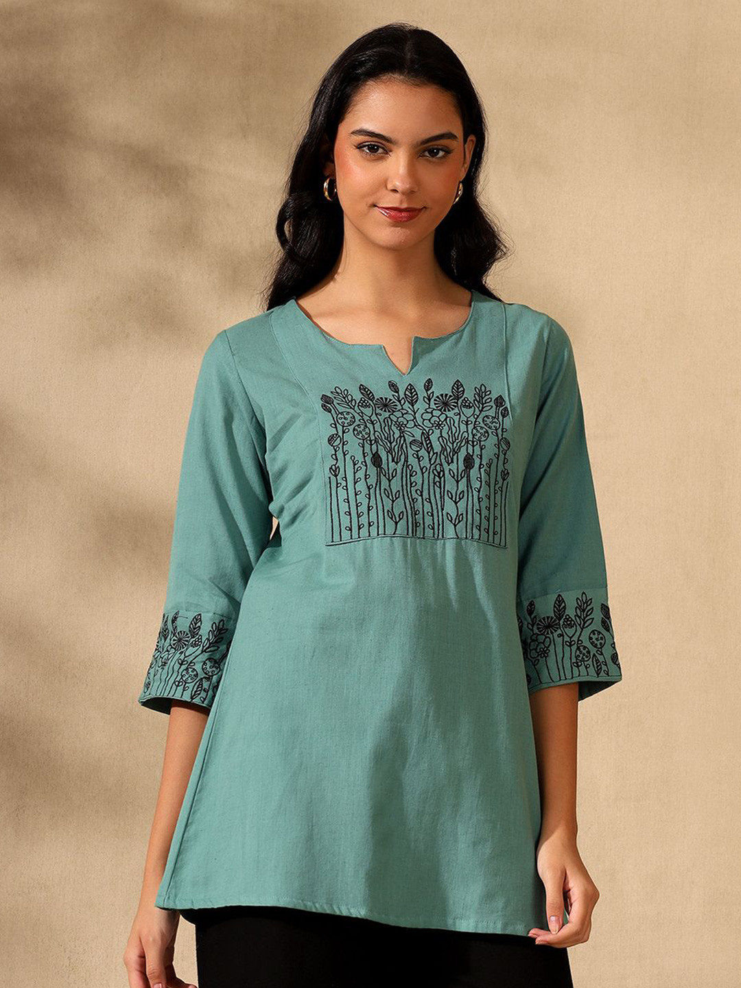 FILO HEVIS Women Botanical Printed V-Neck Pure Cotton Kurti