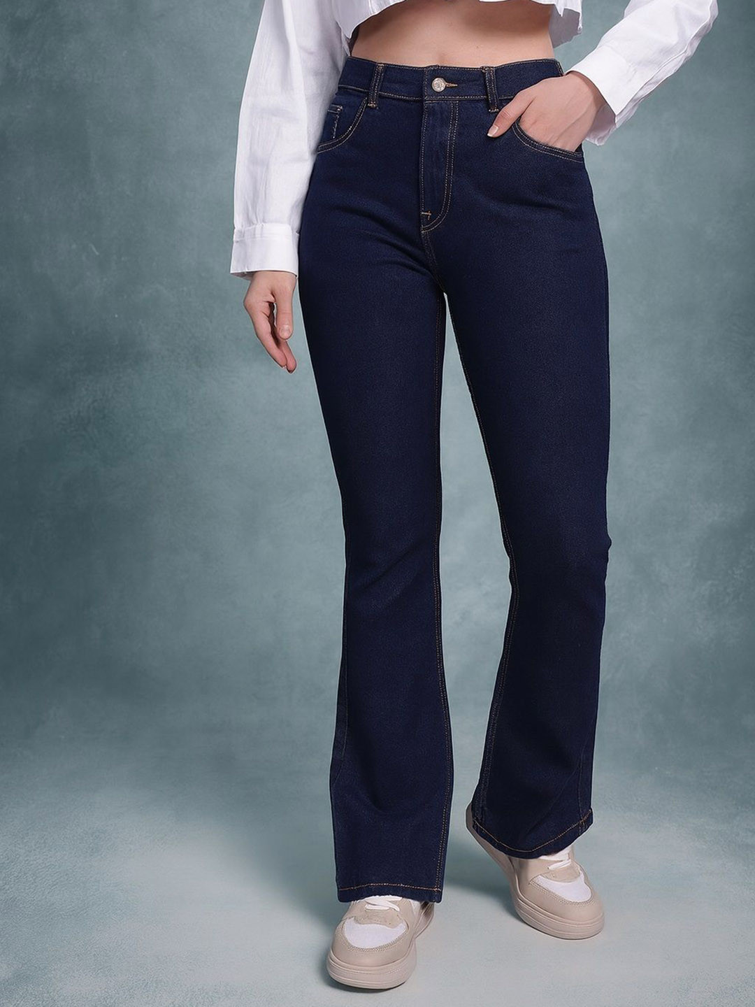 KASHIAN Women Bootilicious Bootcut Mid-Rise Stretchable Jeans