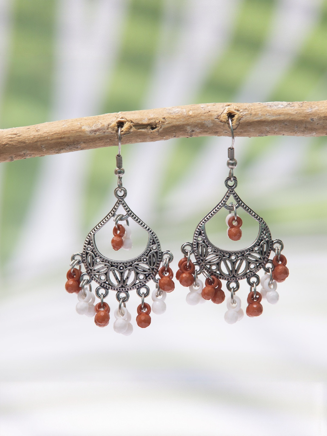 Creative Frogs Teardrop Shaped Drop Earrings