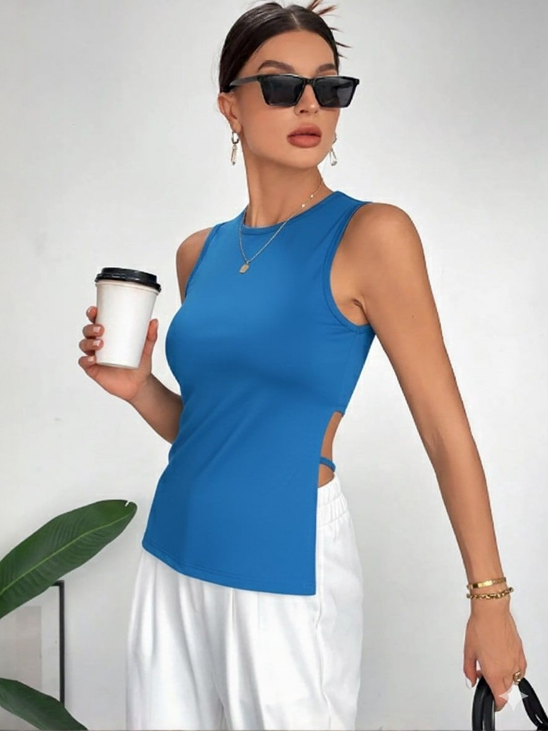 Pookiie Women Round Neck Cut Out Top