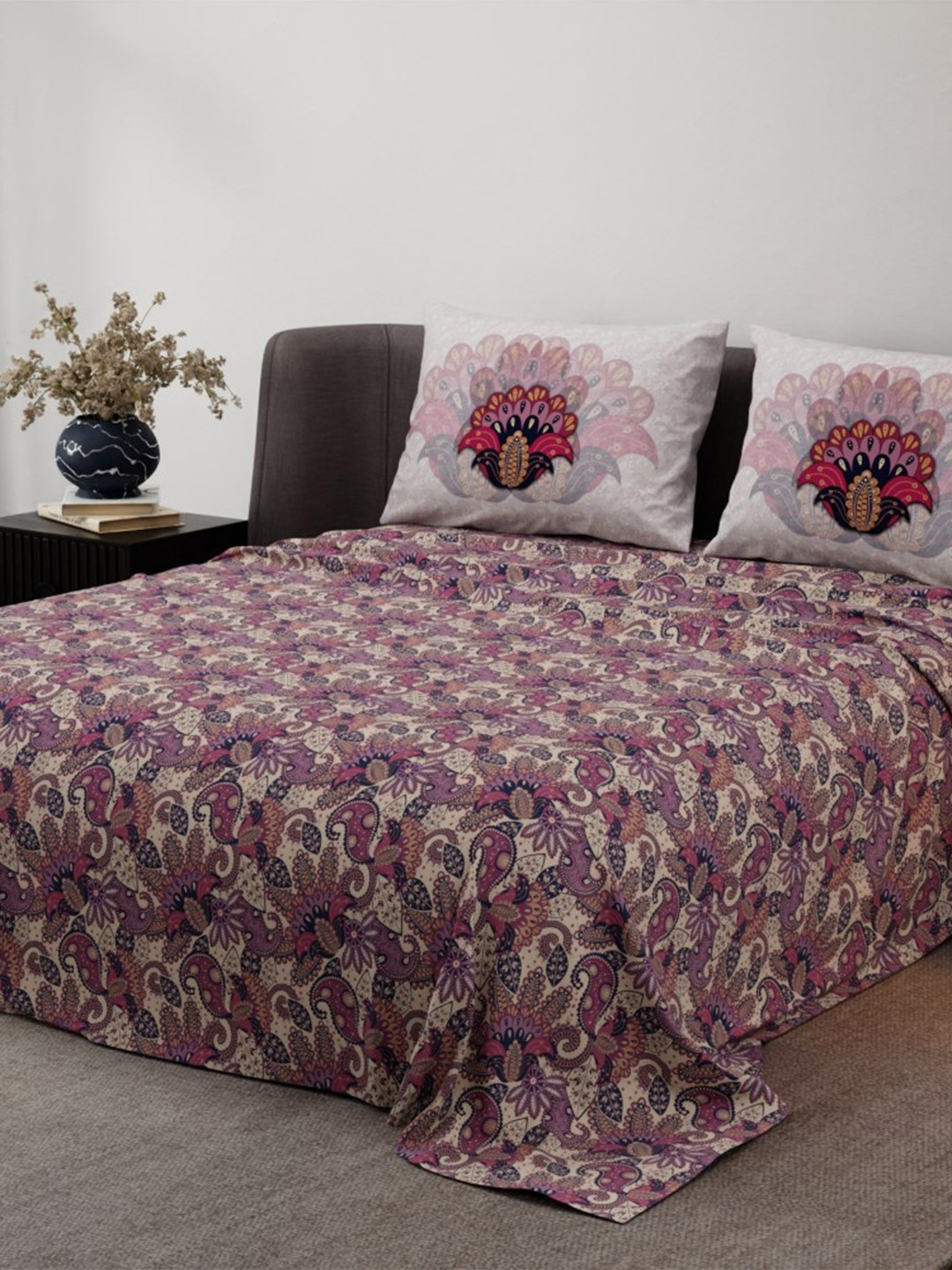 Synergized Cotton Brown & Pink Ethnic Cotton 220 TC Super King Bedsheet Set-2.74mx2.74m
