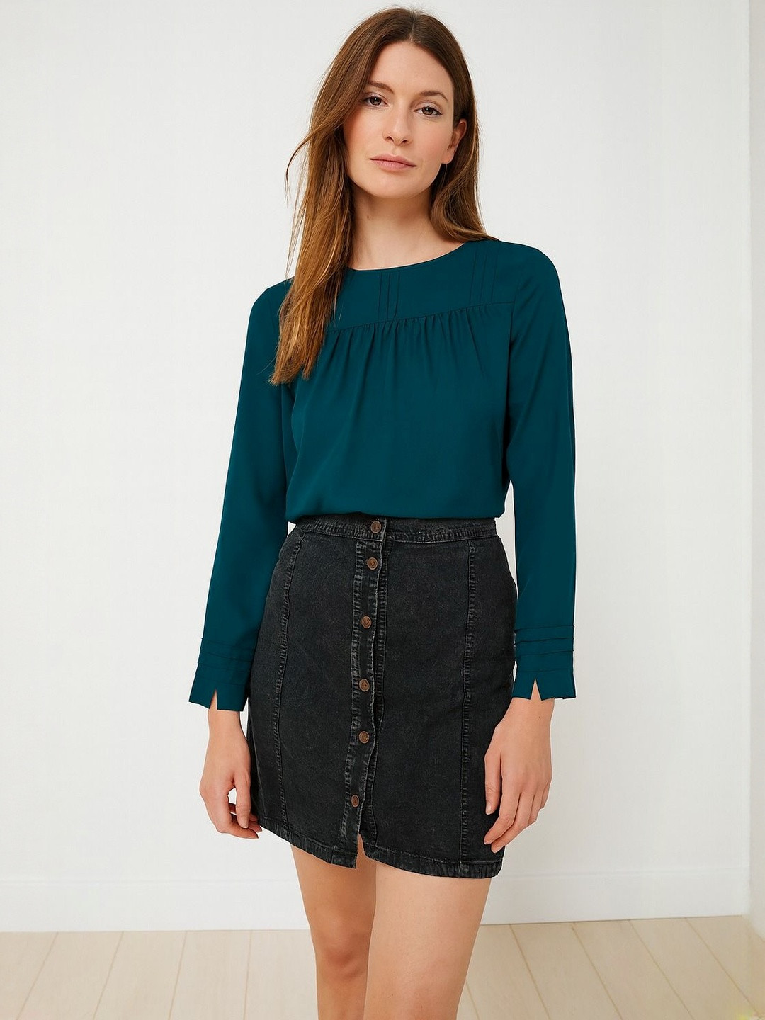 4WRD by Dressberry Women Teal Gathered Solid Regular Tops