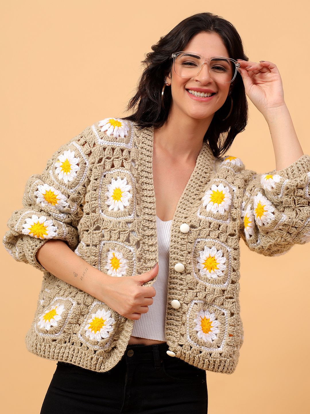 Velvery Women Floral Crochet V-Neck Long Sleeves Crop Cardigan