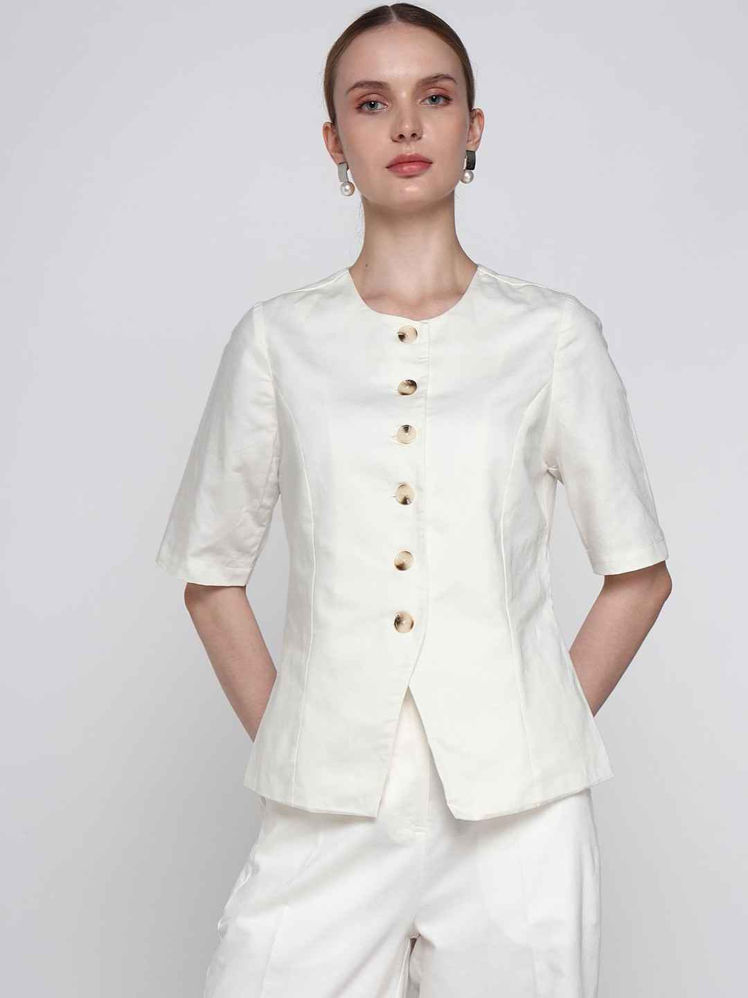 COVER STORY Women's Solid Button Details Waist Tie Up Top