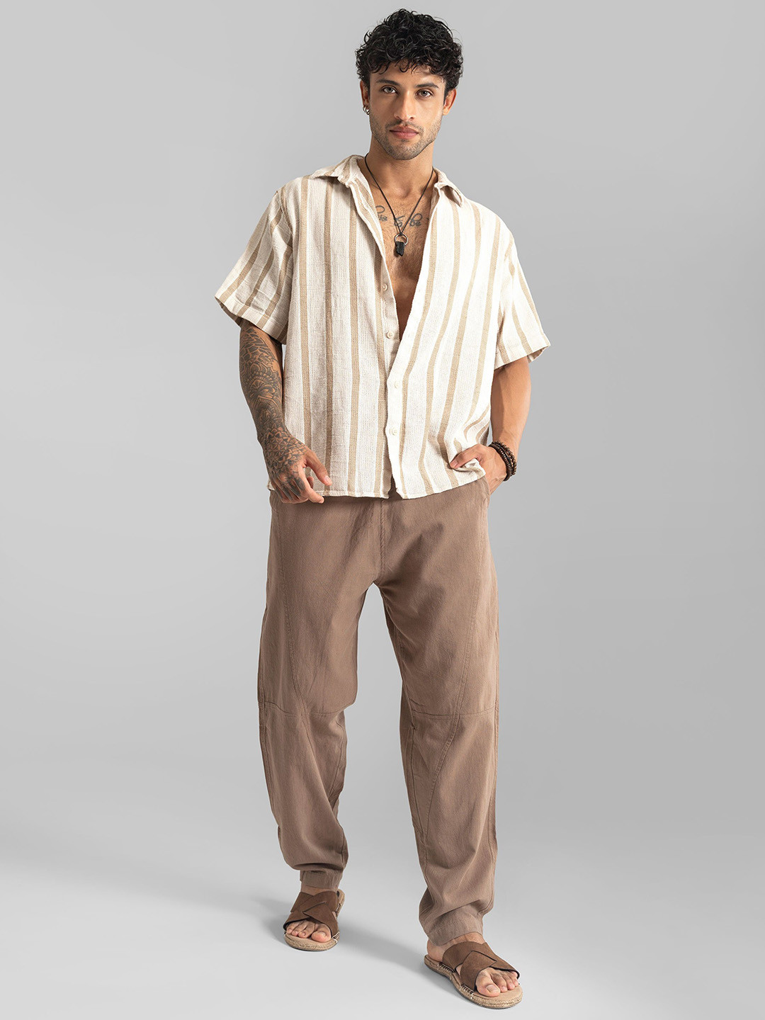 The Veshti Company Men Easy Wash Pleated Trousers