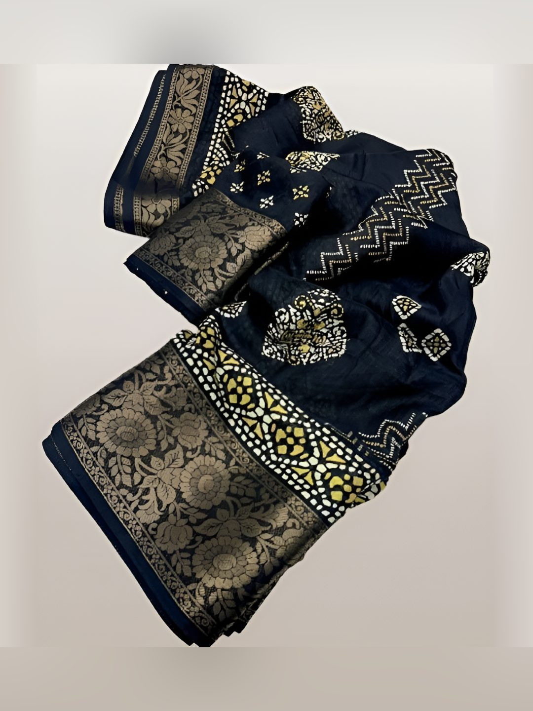 J 6 DESIGNER Batik Printed Woven Design Block Print Saree