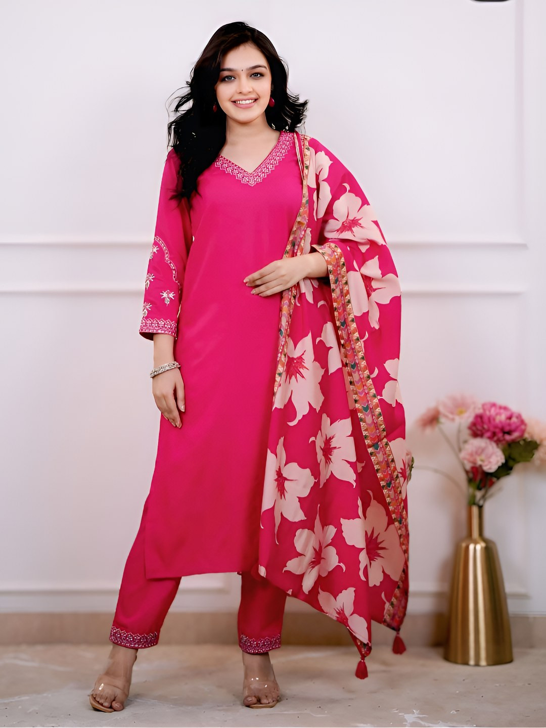 J.KANJI Women Floral Embroidered Thread Work Kurta Set With Dupatta