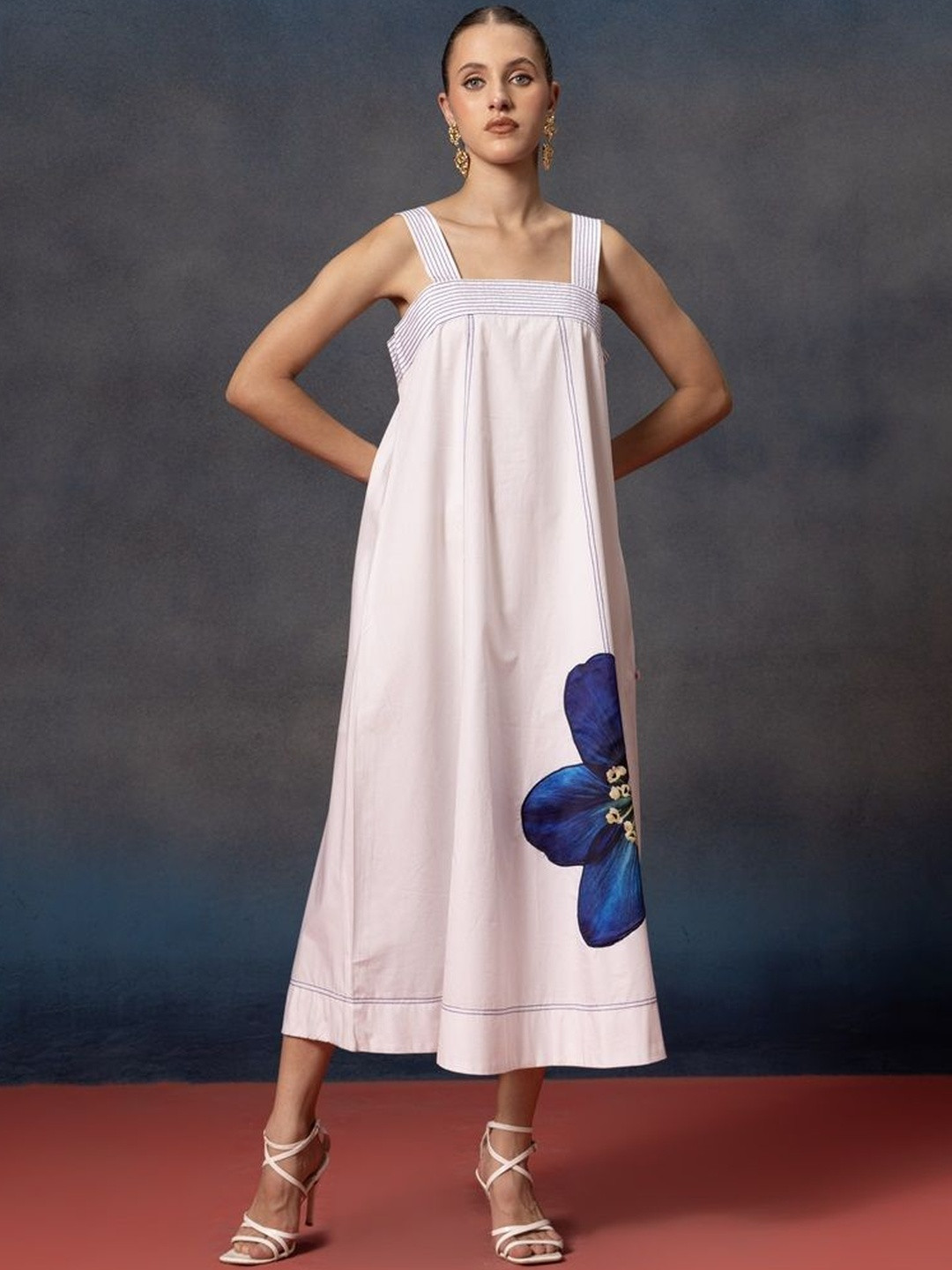 Bannos Swagger Women Floral Patch A-Line Midi Dress