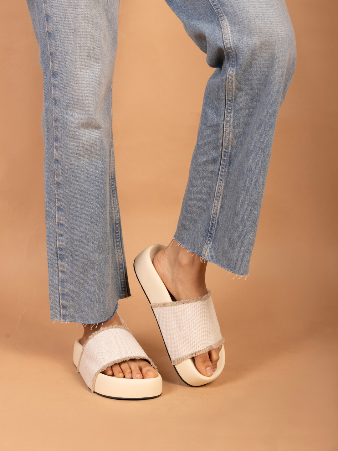 CAI Women Creamy Textured Canvas Open Toe Slider