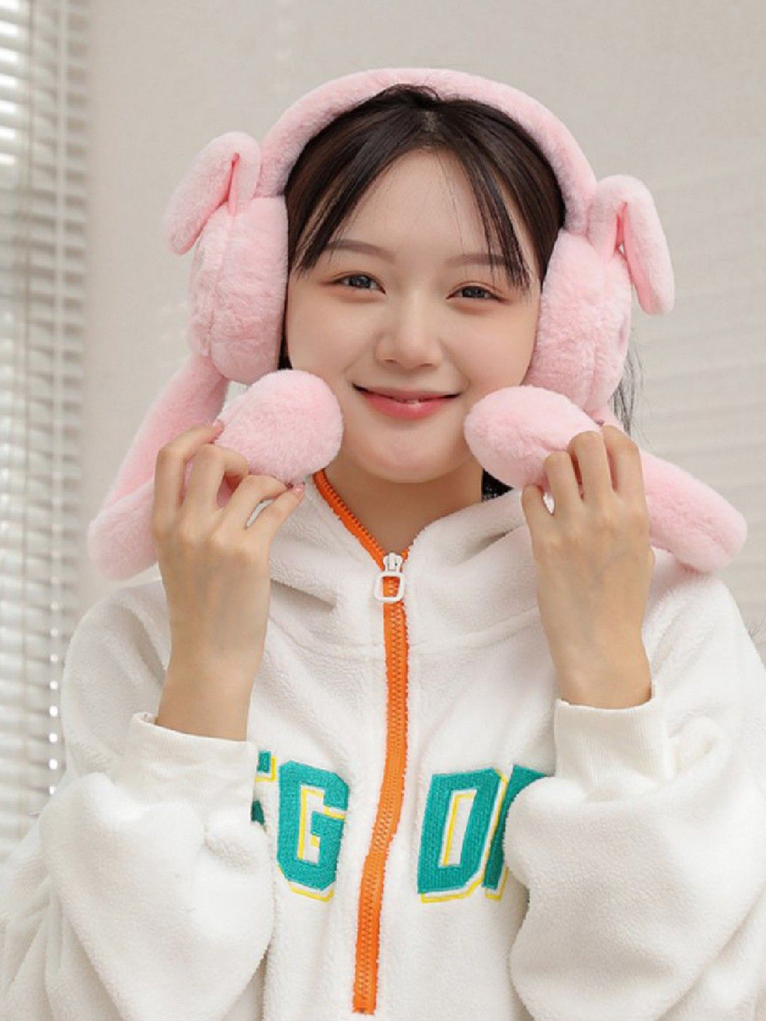 Poftik Women Solid Moving Ears Earmuff Cap