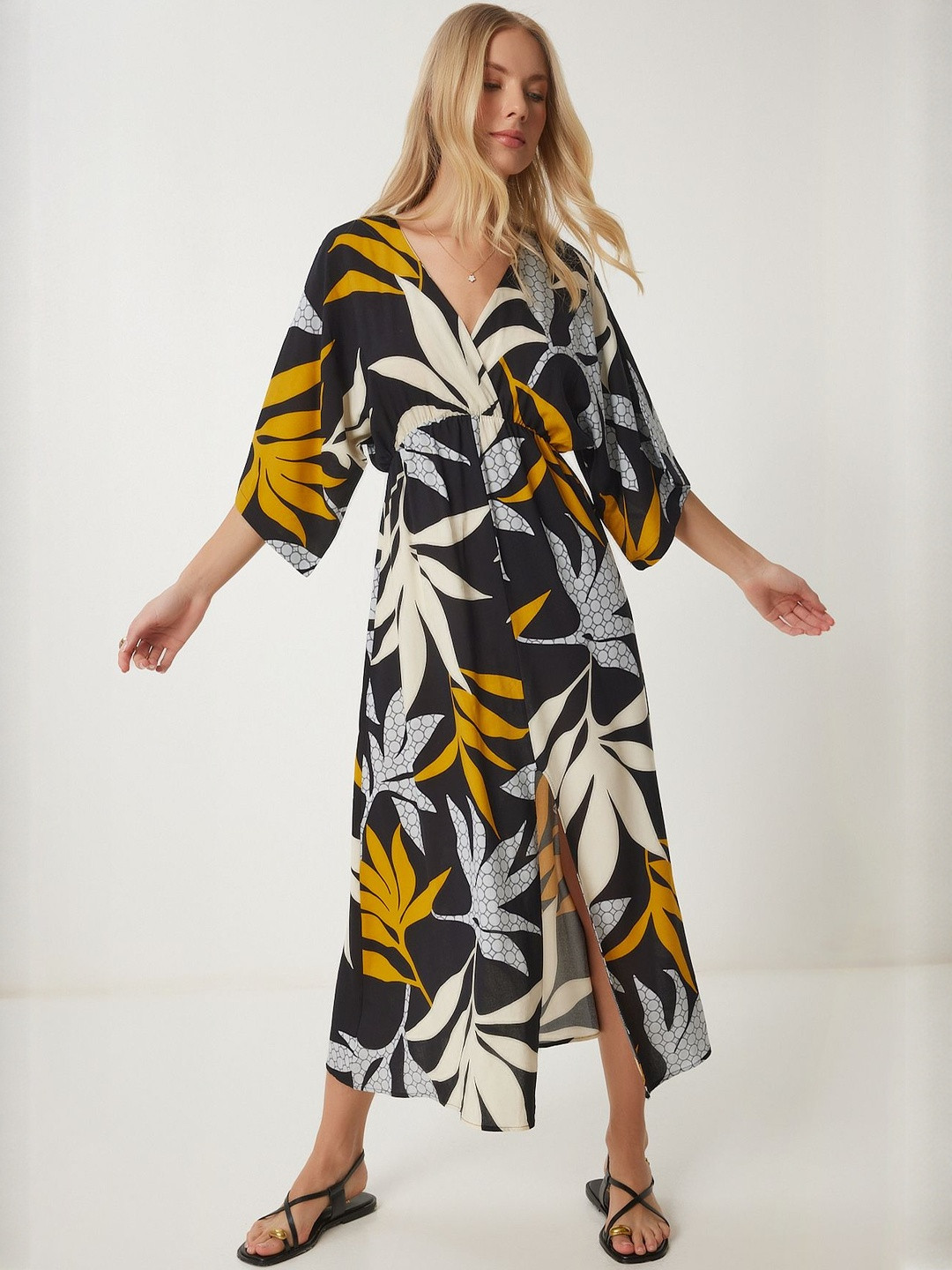 Happiness istanbul Siyah Hardal Women Floral Printed Kimono Sleeve Wrap Midi Dress