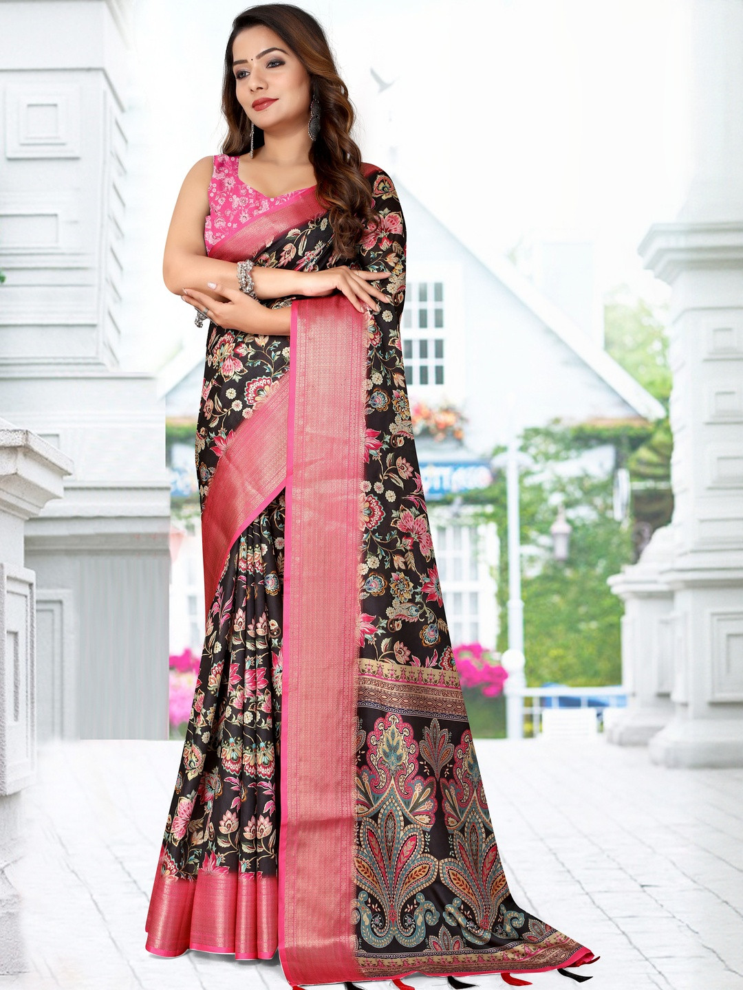 J 6 DESIGNER Floral Printed Heavy Work Block Print Saree