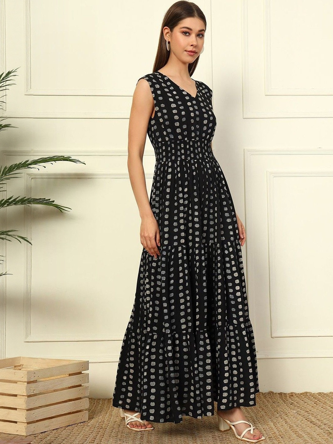 Jash Creation Women Black Polyester Print V-Neck Long  Flared Maxi Dress