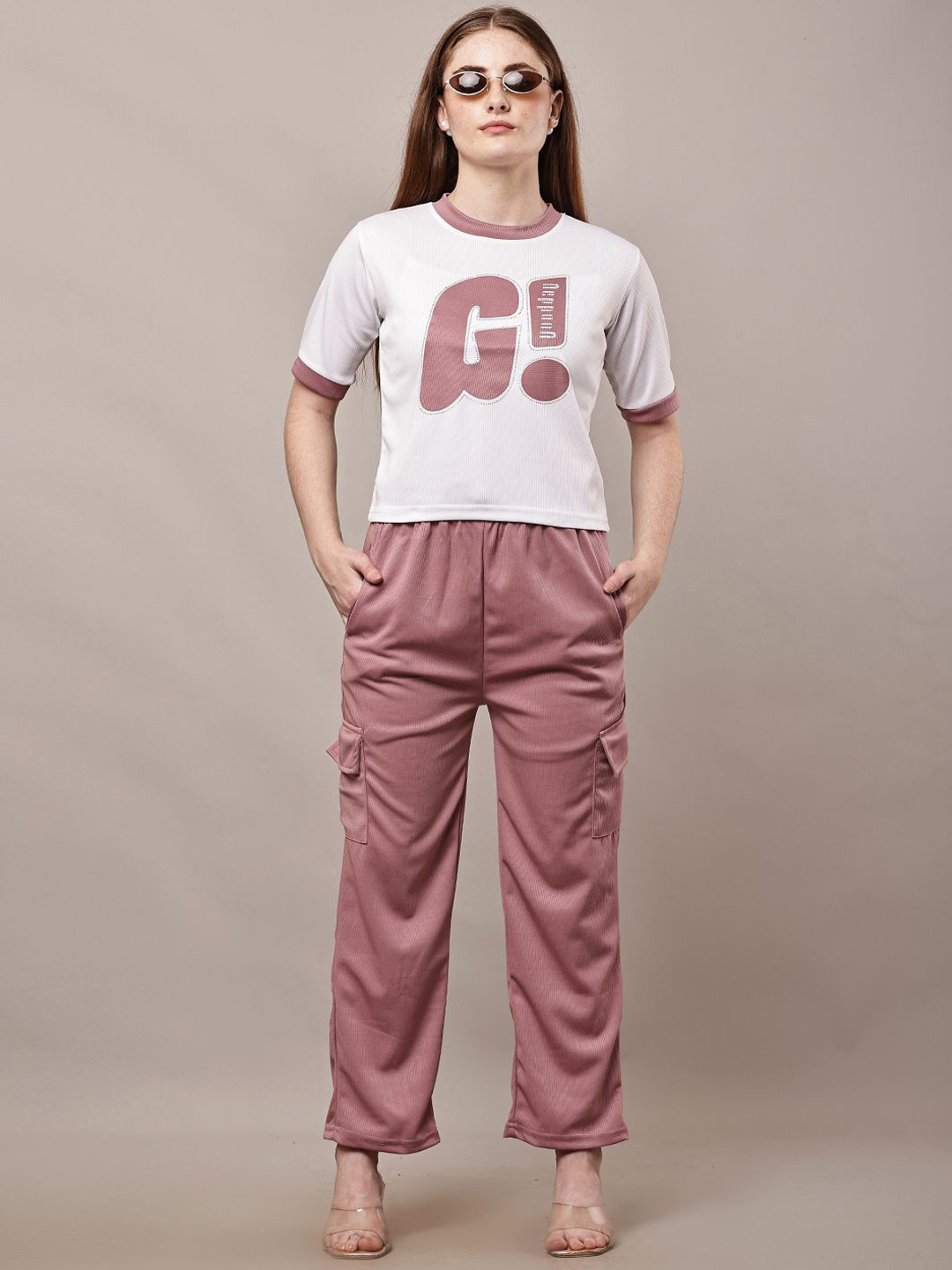 R Cube Graphic Printed T-Shirt With Trousers