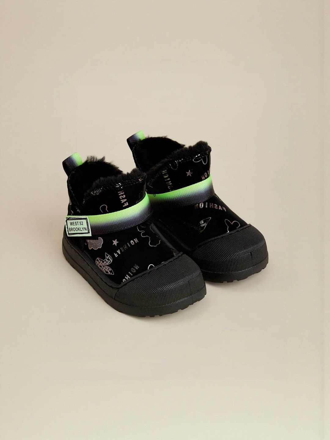 Hopscotch Girls Black Text Print Snow Boots