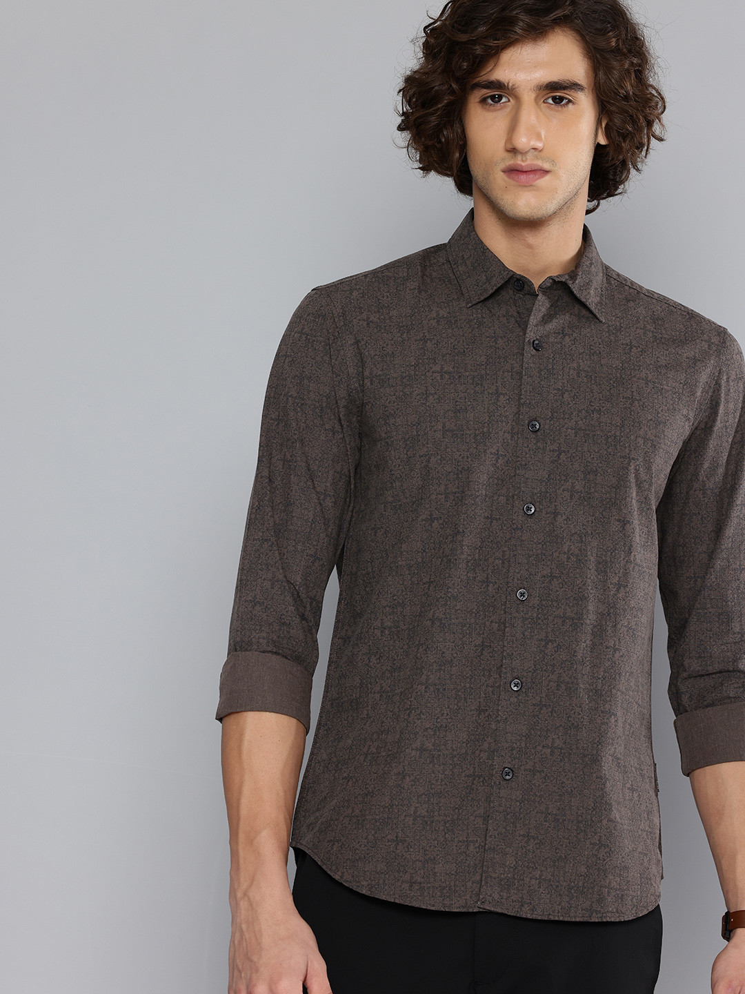 Flying Machine Slim Fit Abstract Printed Pure Cotton Casual Shirt