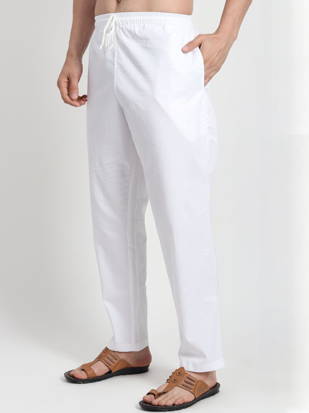 DASTEKARIGAR Men White Mid-Rise Cotton Pyjamas