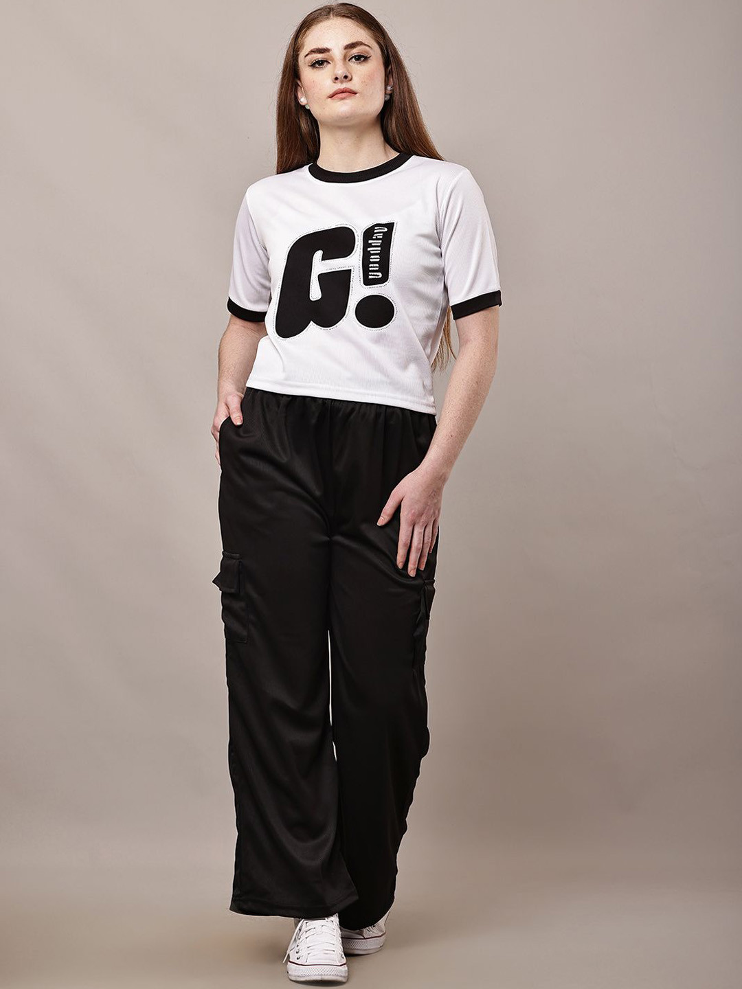 R Cube Printed T-Shirt With Trousers