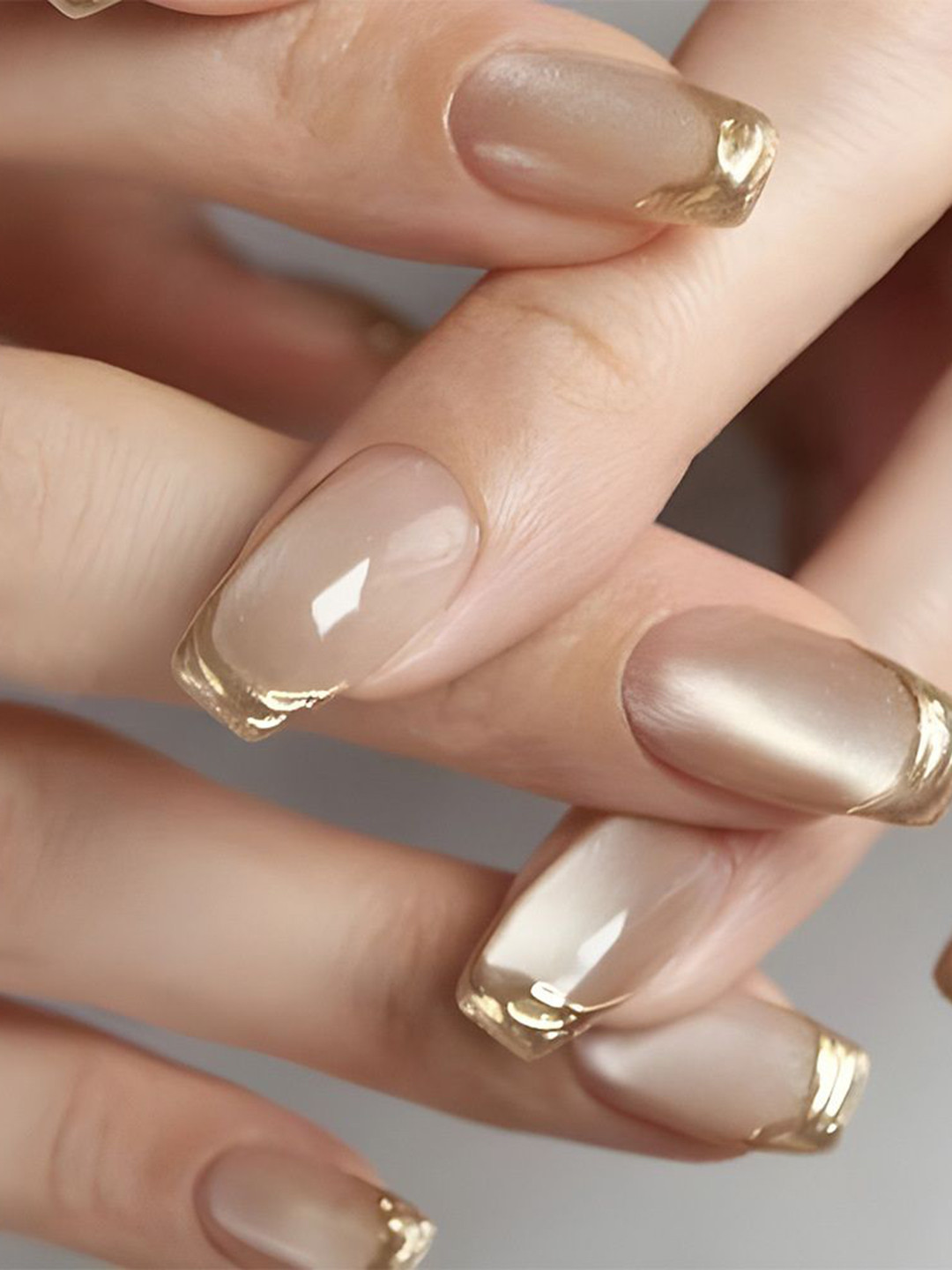 The Pink Truck Set of 24 Reusable Press-On False Nails Kit