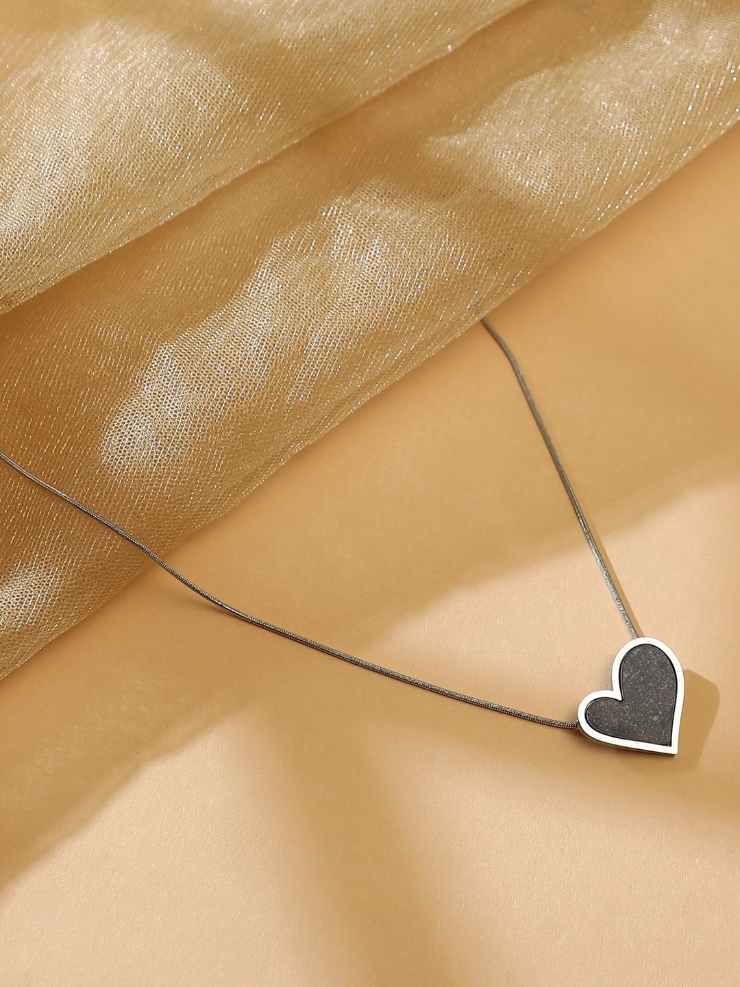 SOHI Silver-Plated Enamel Heart Necklace