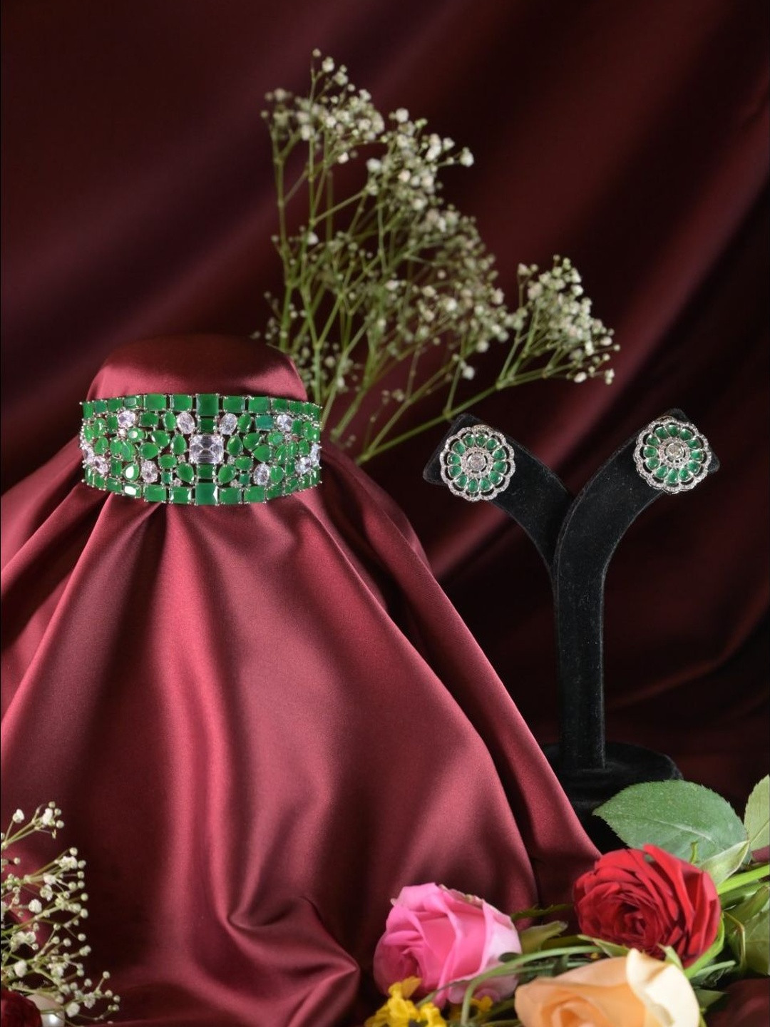 SWAN JEWELS Rhodium-Plated Emerald Studded Choker Necklace