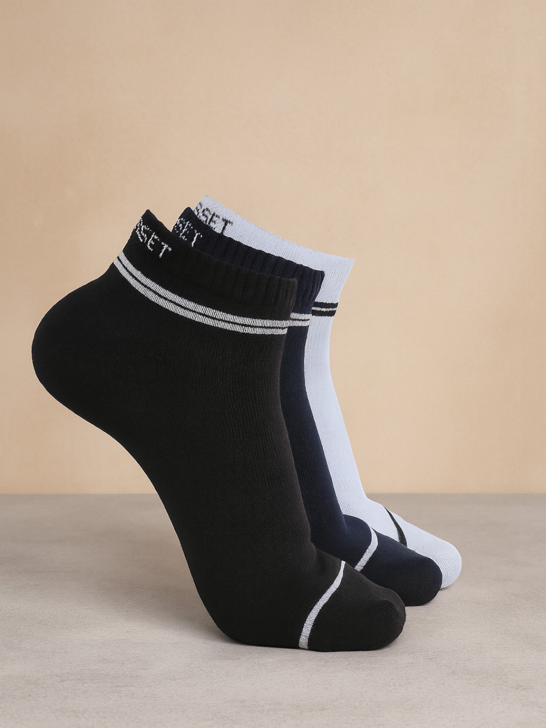 CRUSSET Men Pack Of 3 Assorted Ankle-Length Socks