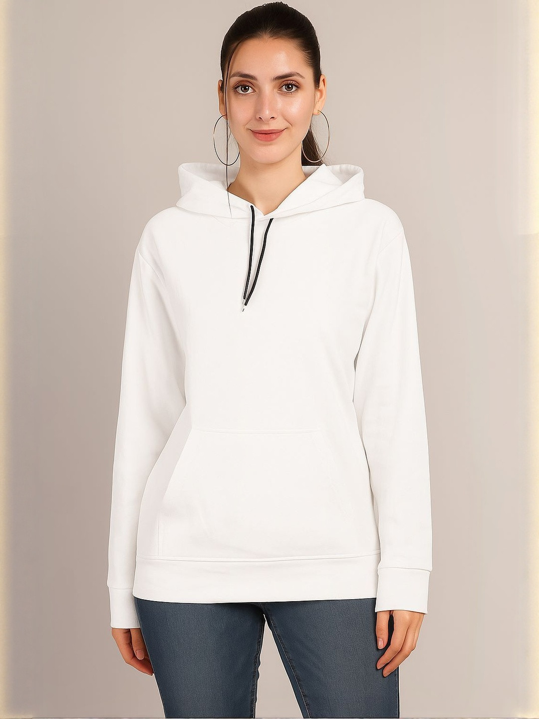 Kushi Flyer Women White Fleece Pullover Sweatshirt
