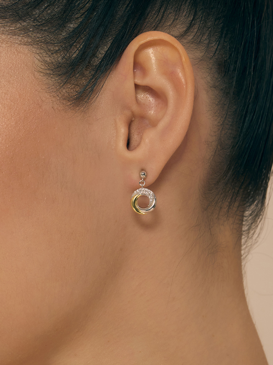 Nistra Cubic Zirconia Sterling Silver Circular Studs Earrings