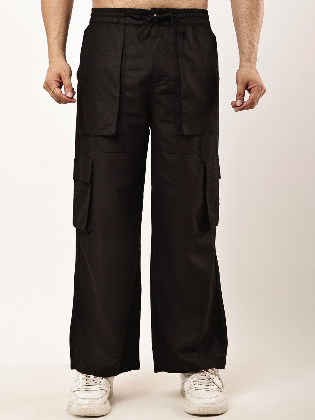 CLOTHINK INDIA Men High-Rise Easy Wash Pleated Cargo