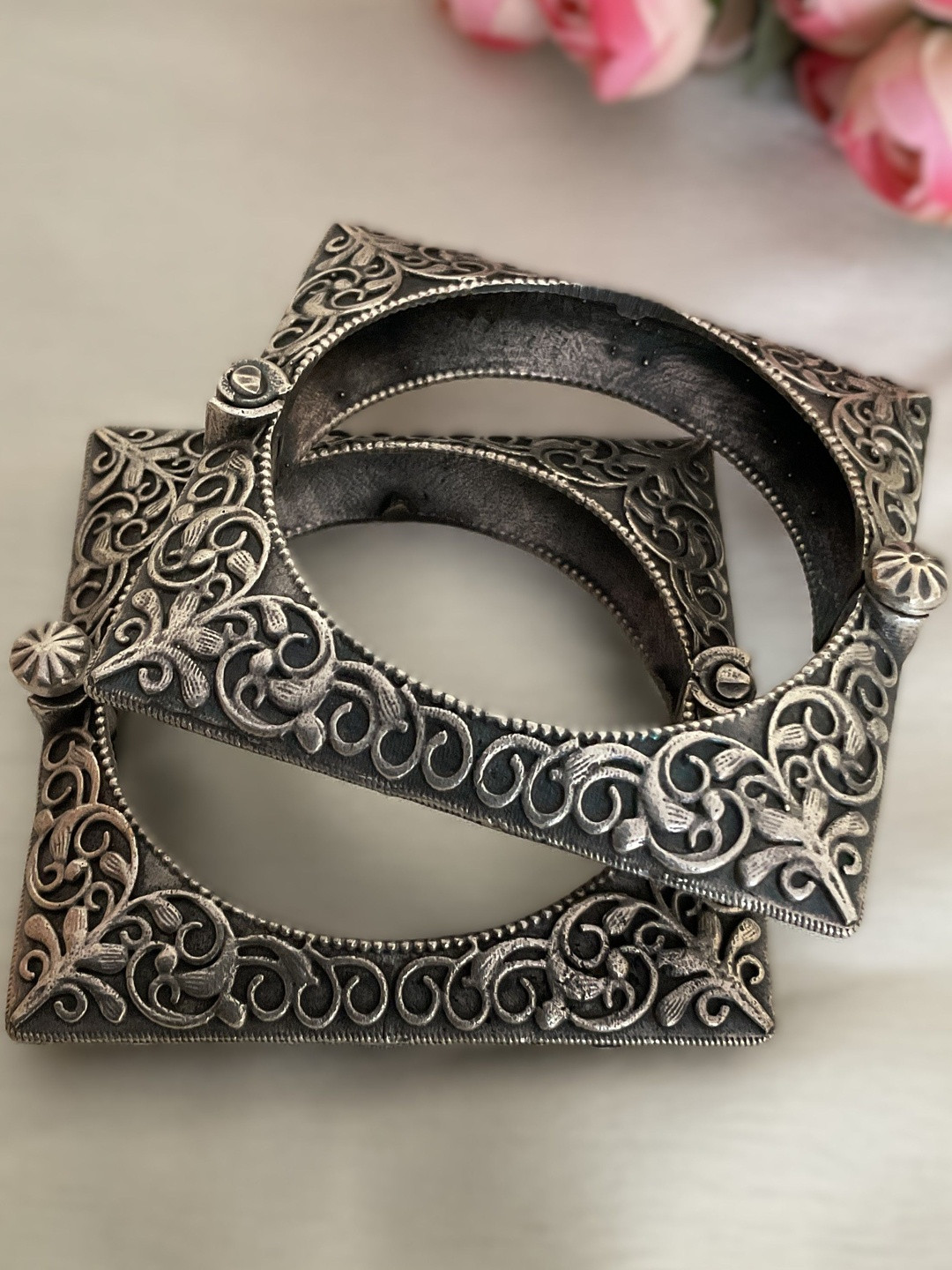 Amika Pair Of Square Silver Plated Kada