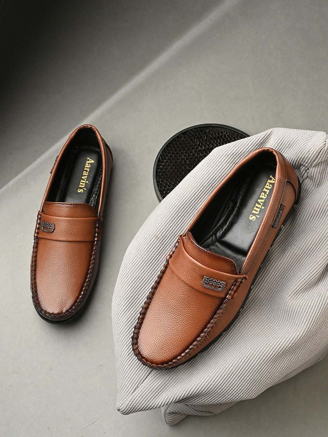 AARAVIN'S Men Woven Design Round Toe Penny Loafers