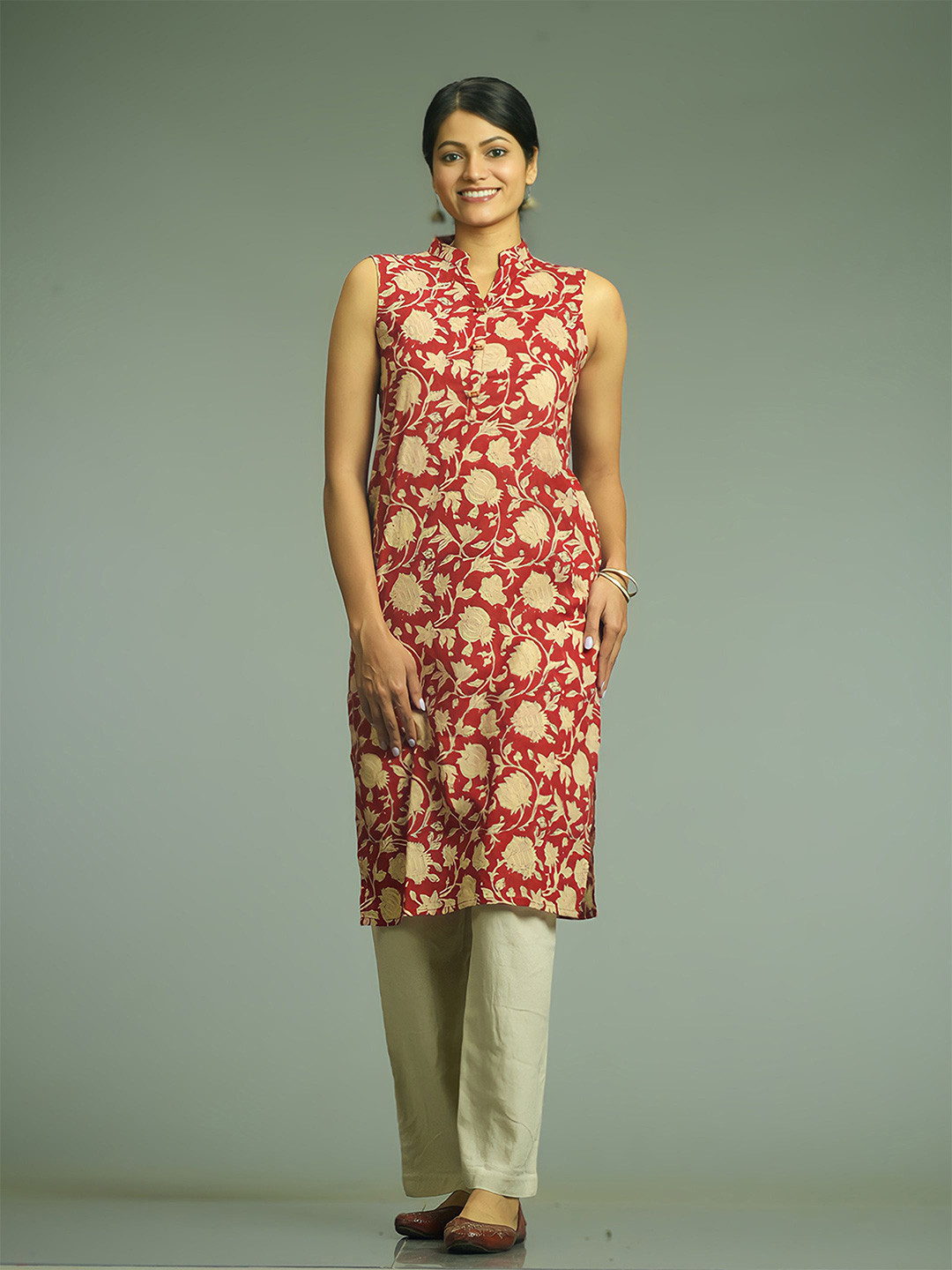 STREE BASICS Women Floral Printed Mandarin Collar Cotton Kurta