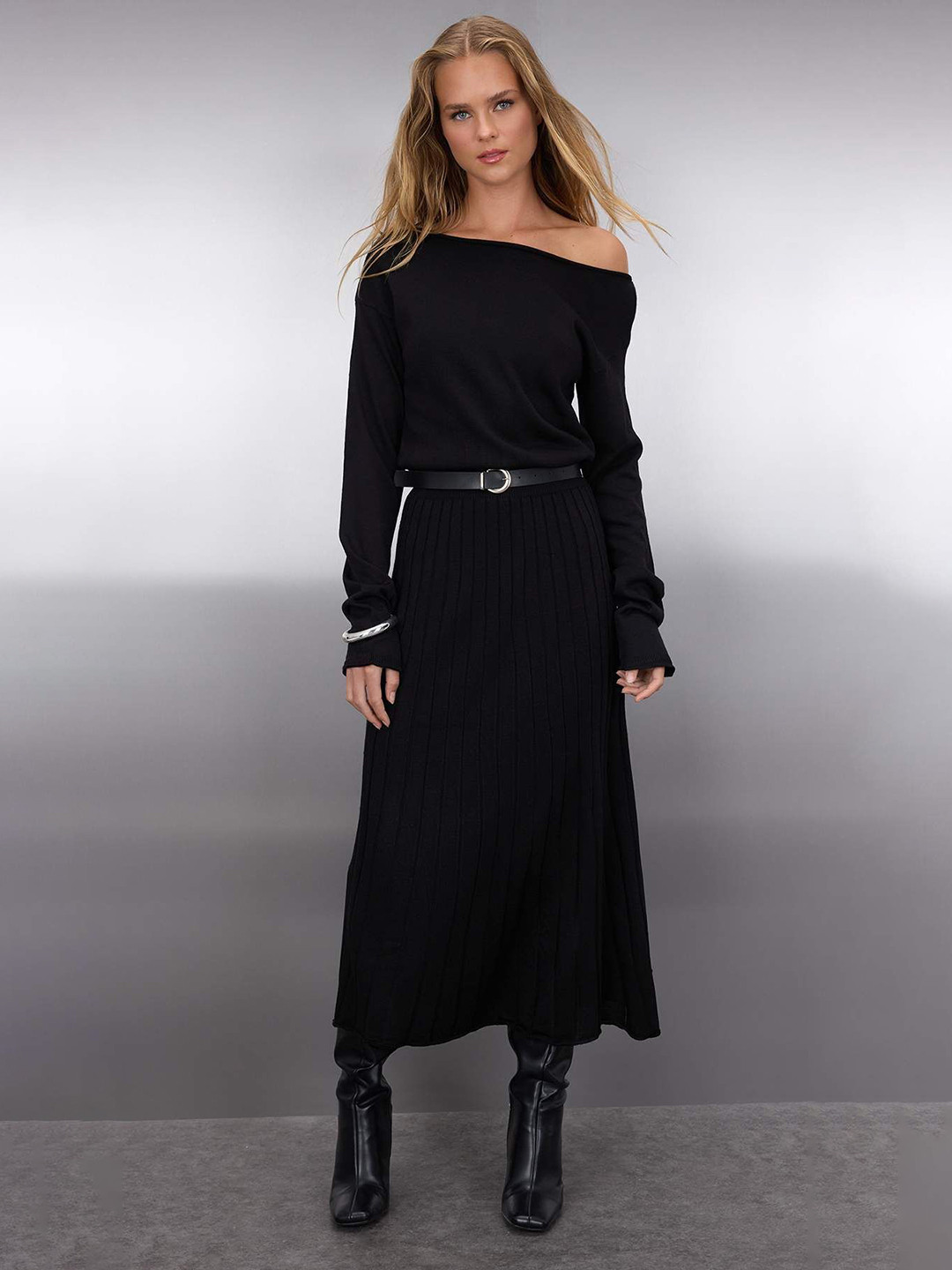 Trendyol Asymmetric Neck Belted A-Line Midi Dress