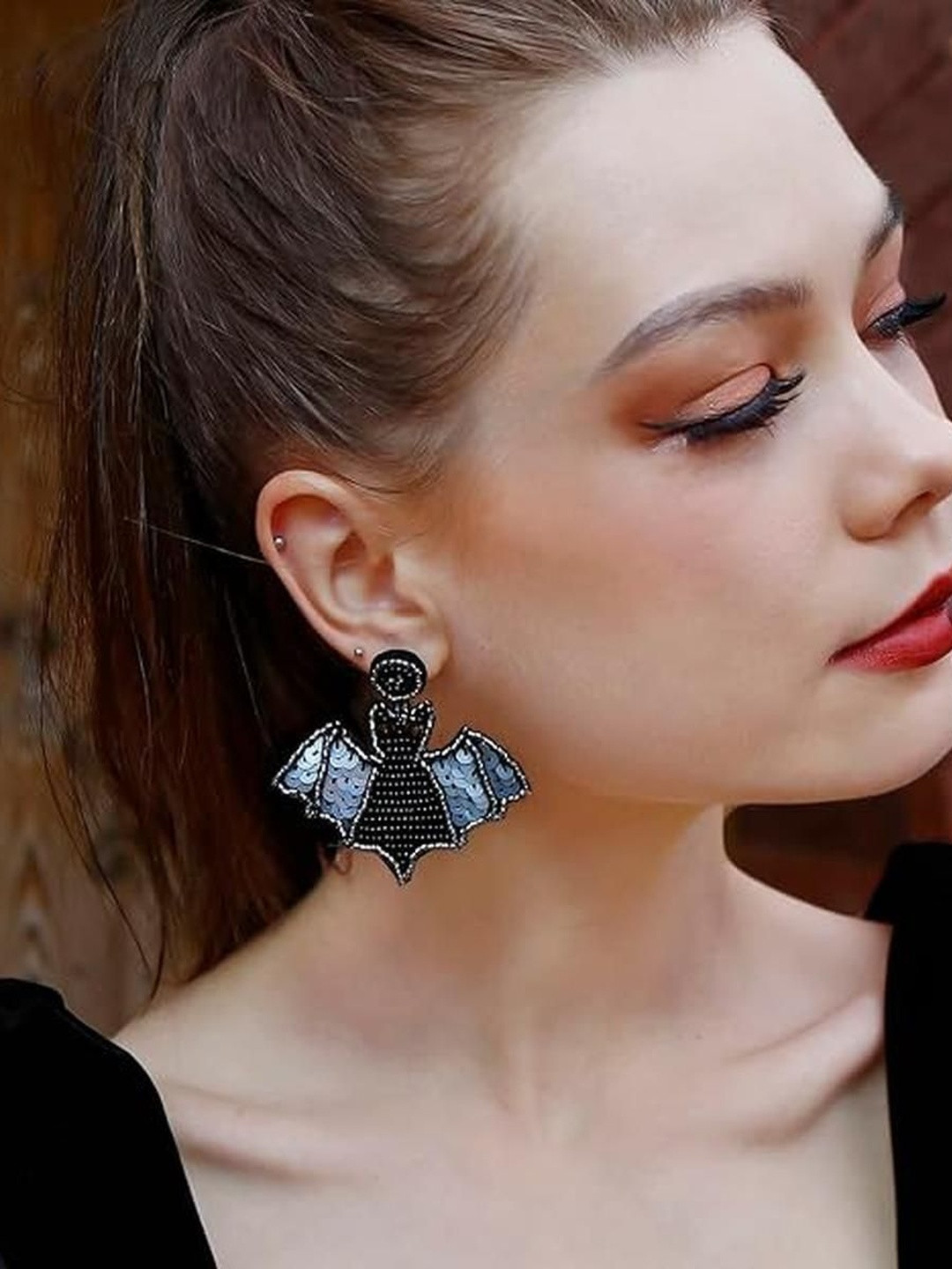 EL REGALO Crystals Studded Animal Shaped Drop Earrings