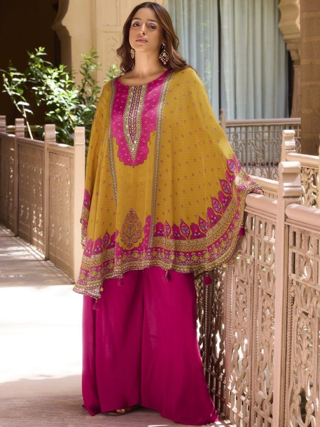 AUTUMN LANE Aster Mellow Printed Kaftan Top With Palazzo Co-Ords